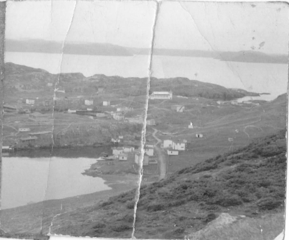 17 View across the middle. Note in the top left that Bride Fulford's house is there so taken before 1960.