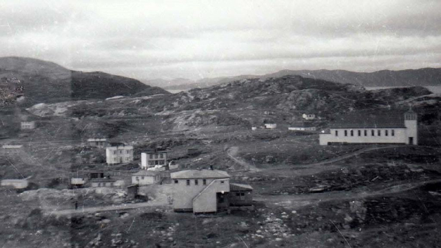 23 Towards the Co-op from the Big Hill
