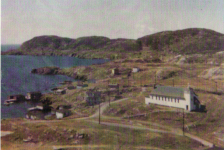 25 Taken from the Big Hill around 1964. On the left are Best's wharf and stage, houses of Jack Barry, Tommy Moore, Pat Houlihan, Stella Best, Clev Best, Michael Fulford, Bill Fulford, Mary Fulford. On the bottom right is Fred Leonard's house.